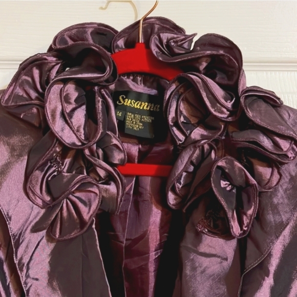 Satin Ruffled Blazer Jacket Blouse RICH - Picture 7 of 10